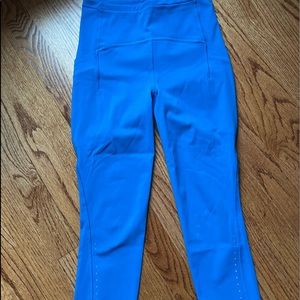 Lululemon swift speed crop 21’ leggings size 4